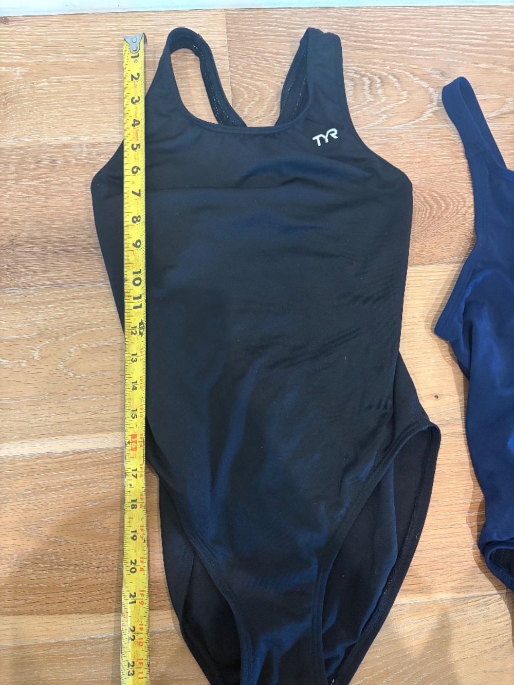 Womens TYR and Nike one piece swimsuits - Picture 7 of 8